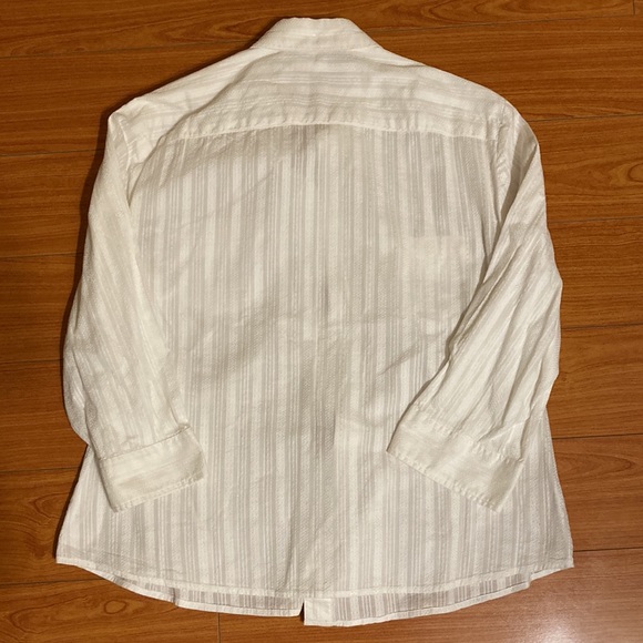 White button blouse - Picture 3 of 3